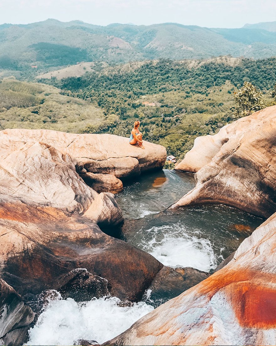 Diyaluma Falls
